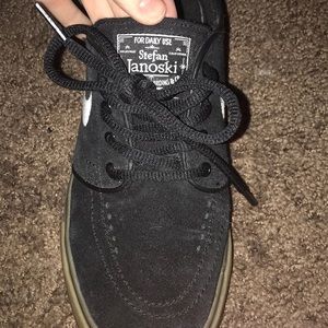 Black Janoski’s with Gum Sole